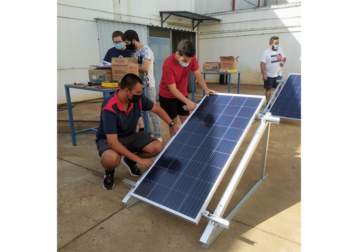 Foto LAS PLANTAS RENOVABLES DE ENDESA HAN PERMITIDO FORMARSE A MÁS DE 2.000 PERSONAS EN TAN SOLO CINCO AÑOS